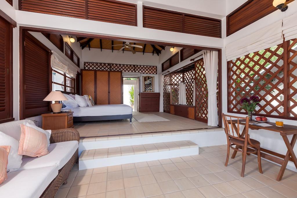 Baan Khunying - Secluded Phuket Beachfront Villa Rawai Habitación foto
